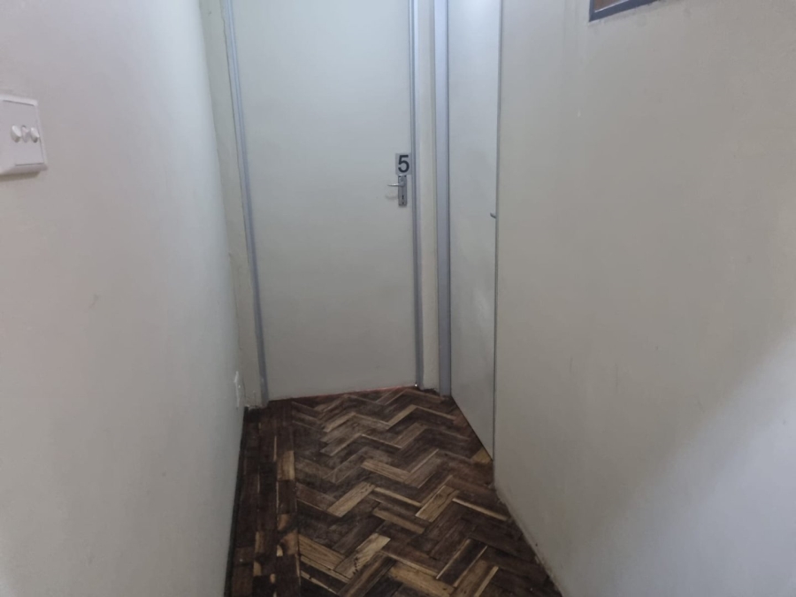 6 Bedroom Property for Sale in Park West Free State